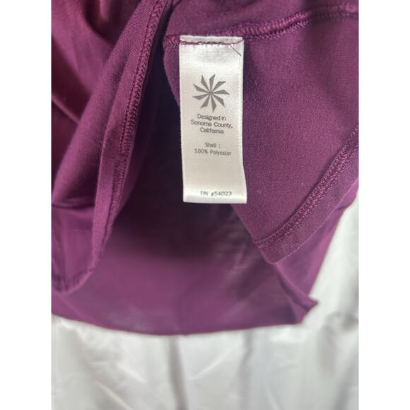 Athleta Repetition Tee Size Medium Women Burgandy Keyhole Back top workout - Picture 3 of 5